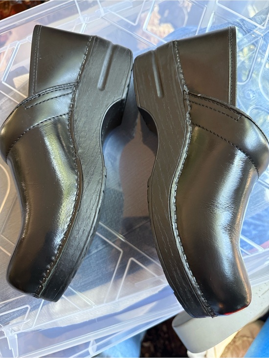 Mens Dansko Black Leather Professional Clogs EU 41 Slip Resistant  Comfort main image 10